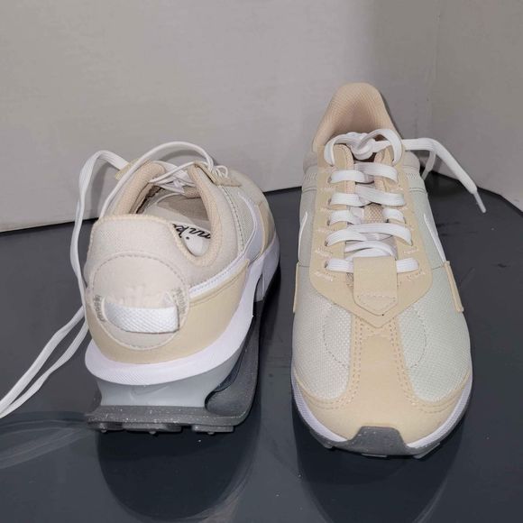NEW Women's Nike Air max Pre-Day size 5.5 - Picture 6 of 10